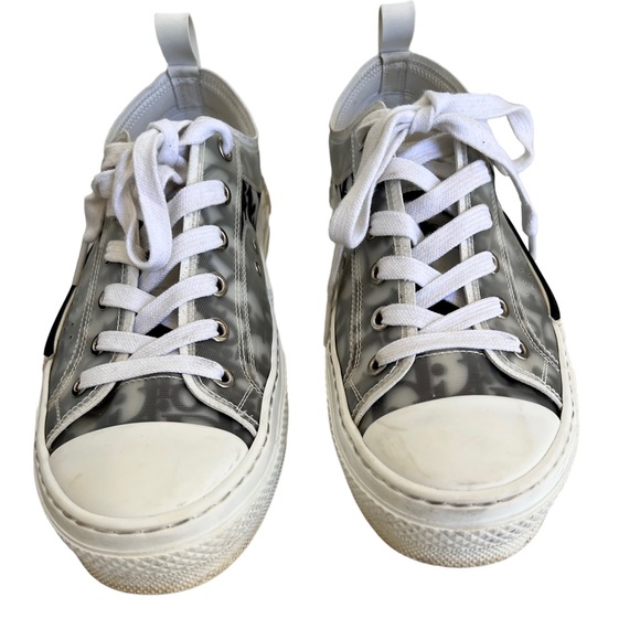 Dior Men’s Sneaker White/Blk B23 LOW-TOP SNEAKER
Dior Oblique Canvas. Si… - Picture 6 of 15